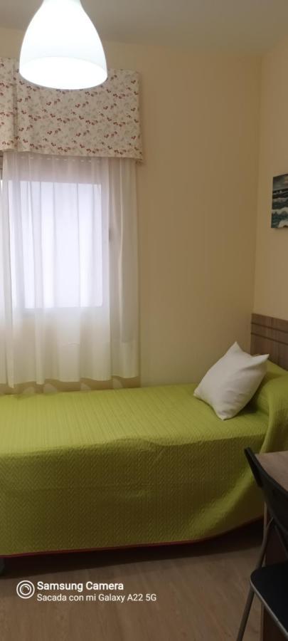 דירות קדיז Piso Playa La Caleta מראה חיצוני תמונה