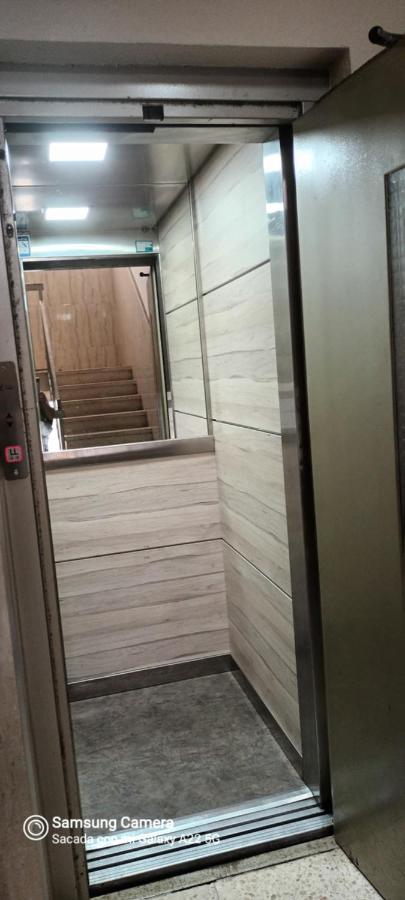 דירות קדיז Piso Playa La Caleta מראה חיצוני תמונה